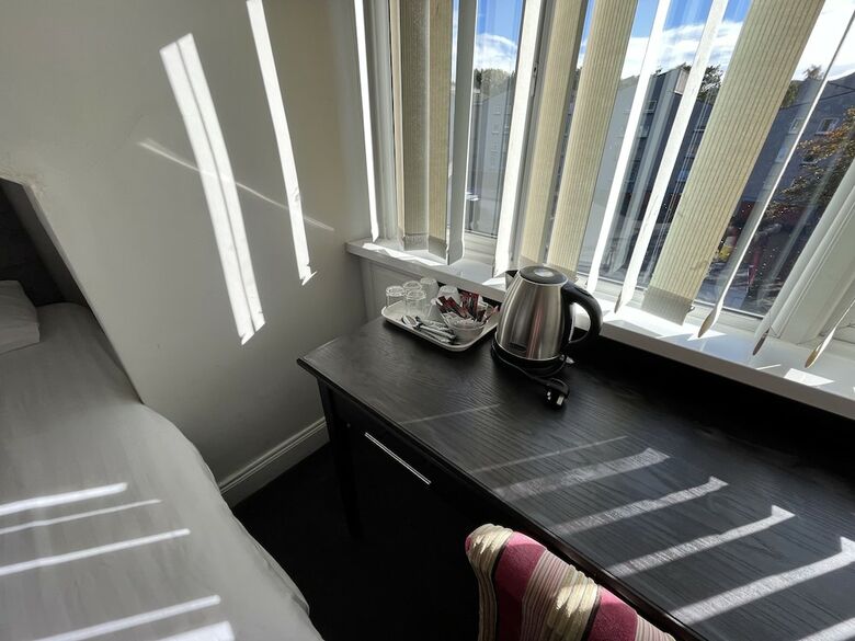 Park View House Hotel - Guest House
