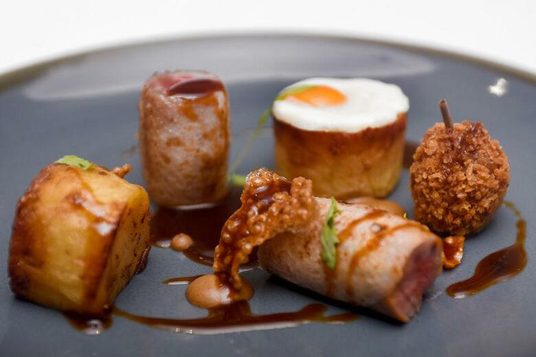 Ten Hill Place Hotel