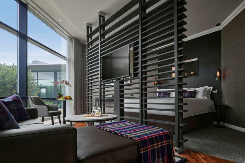Hotel The Glasshouse Autograph Collection By Marriott