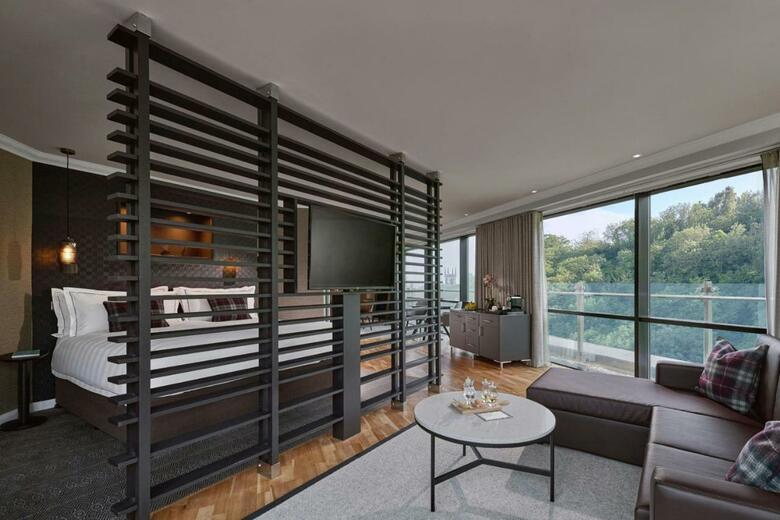 Hotel The Glasshouse Autograph Collection By Marriott