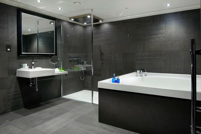 Hotel The Glasshouse Autograph Collection By Marriott