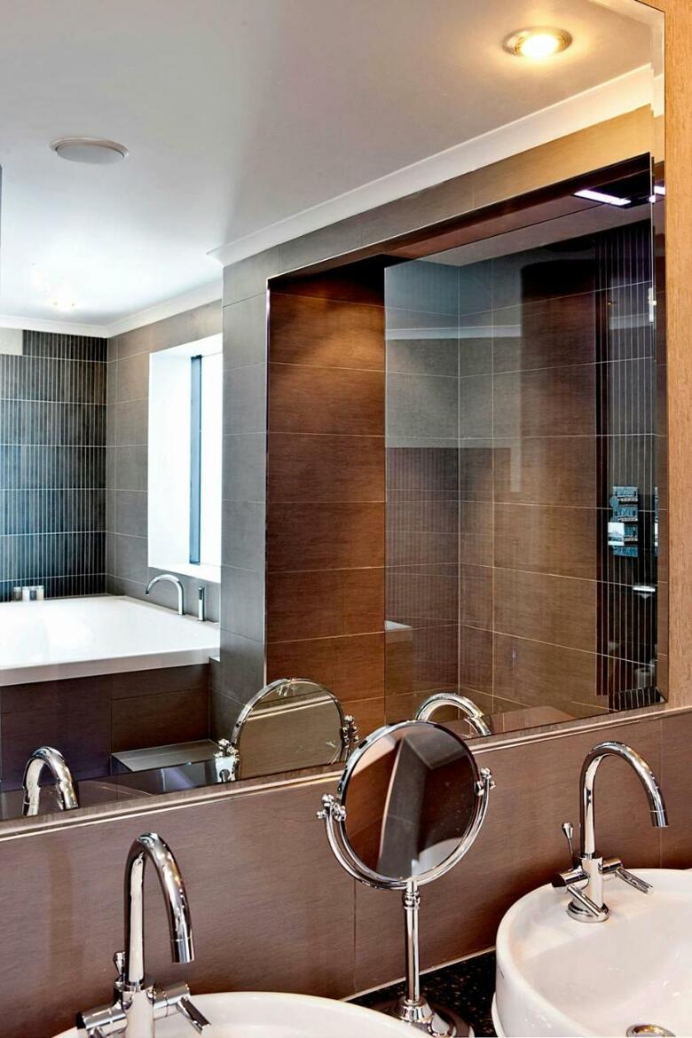 Hotel The Glasshouse Autograph Collection By Marriott