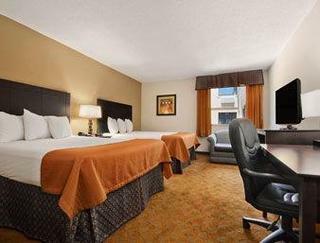 Hotel Baymont Inn And Suites Lubbock