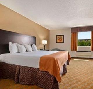 Hotel Baymont Inn And Suites Lubbock