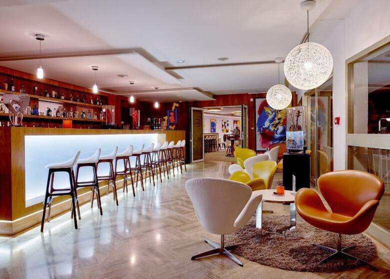 Hotel La Vague De Saint Paul