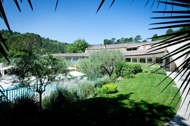 Hotel La Vague De Saint Paul