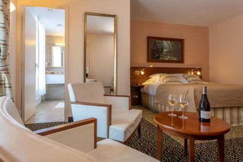 Hotel La Cote Des Monts Damn�s