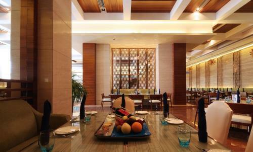 Hotel Regal Palace Resort