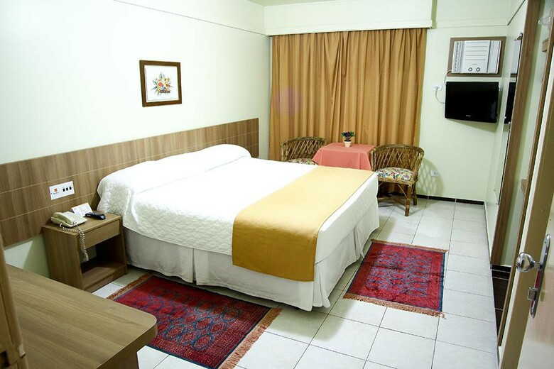 Harbor Hotel Colonial