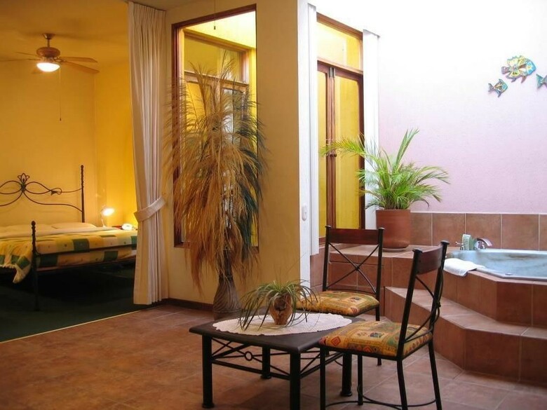 Hotel Fleur De Lys