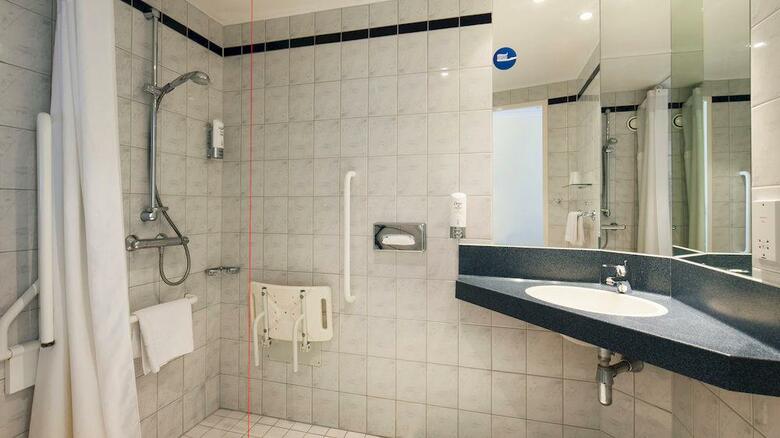 Hotel Holiday Inn Express Kassam Stadium