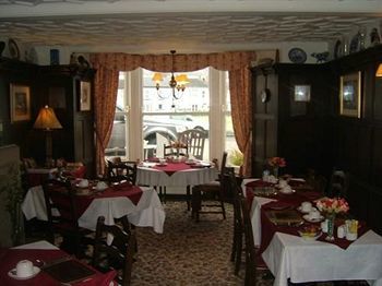 Hostal Potters Mooring Hotel