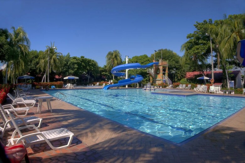 Hotel Los Puentes Comfacundi