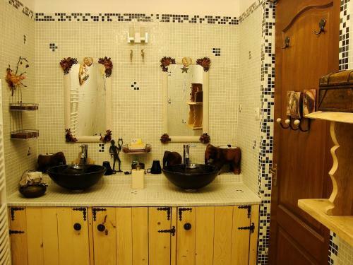 Hostal �des Otthon Vend�gh�z