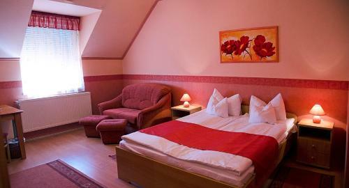 Hostal Arany Patk� Panzi� & �tterem