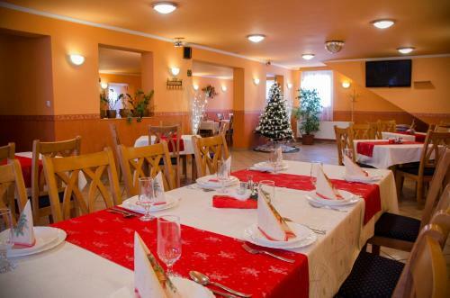 Hostal Arany Patk� Panzi� & �tterem