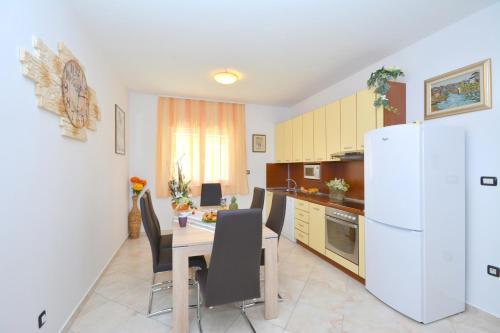 Apartments Elizabet