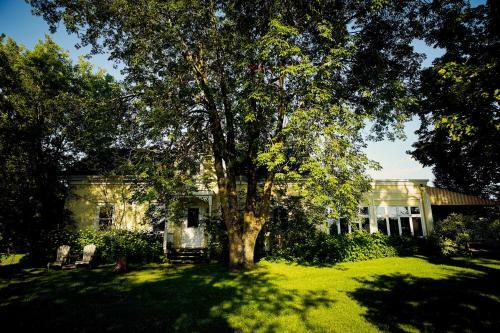 Posada Auberge & Spa West Brome