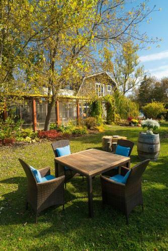 Posada Auberge & Spa West Brome