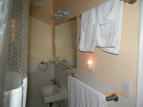 Sunparlor Motel