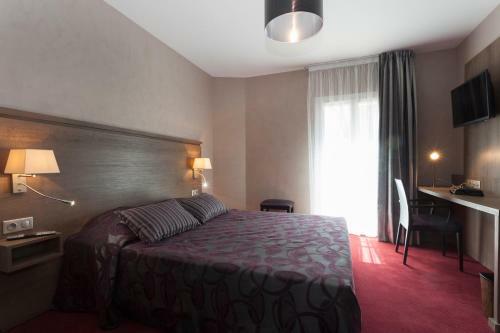 Hotel Du Moulin De La Pioline - La Table � Fromages