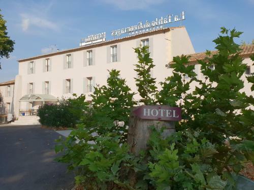 Hotel Du Moulin De La Pioline - La Table � Fromages