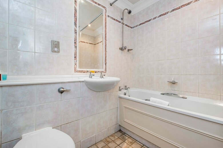Muthu Belstead Brook Hotel