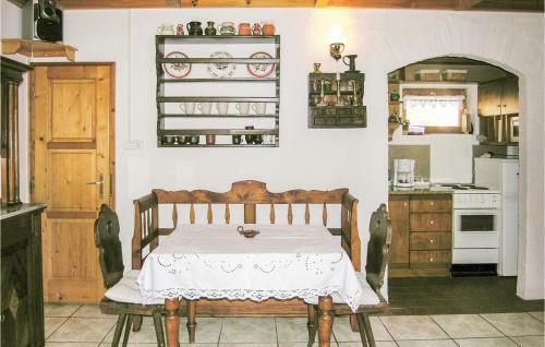 Holiday Home Toldi U-keszthely