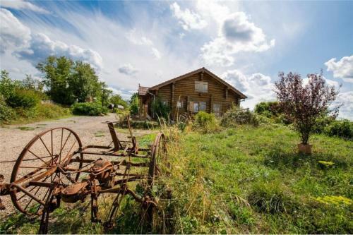 Agroturismo Le Chalet Du Chemin Et Sa Roulotte