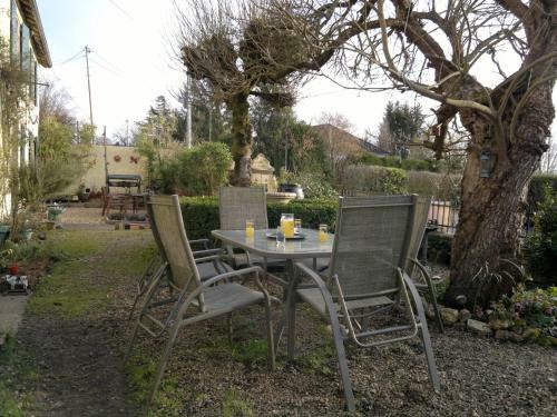 Bed & Breakfast La Maison Jaune