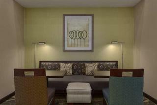 Hotel Hampton Inn And Suites Parkersburg Downtown