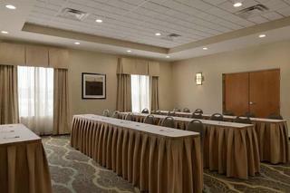 Hotel Hampton Inn And Suites Parkersburg Downtown
