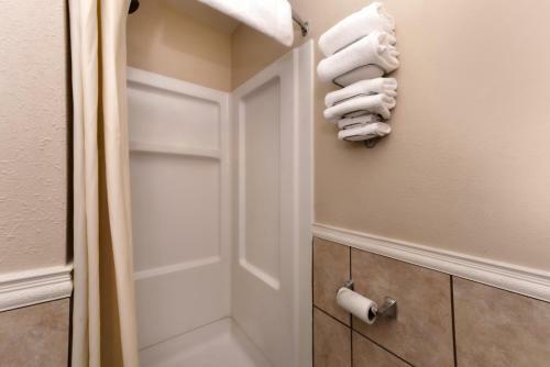 Hotel Kings Inn Putnam