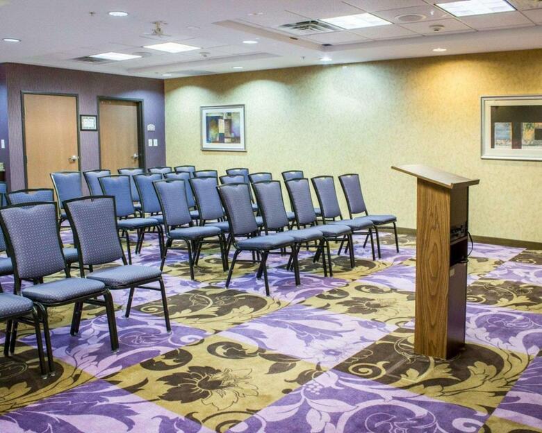 Hotel Comfort Suites Sanford