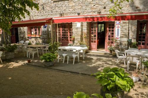 Hotel H�tel - Pub Le Petit Bosquet
