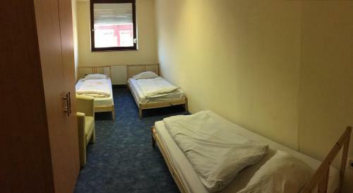 Grand Park Hotel/hostel