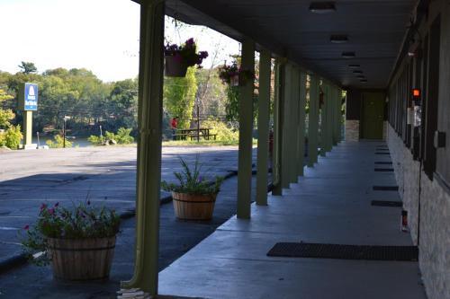 Motel Americas Best Value Inn