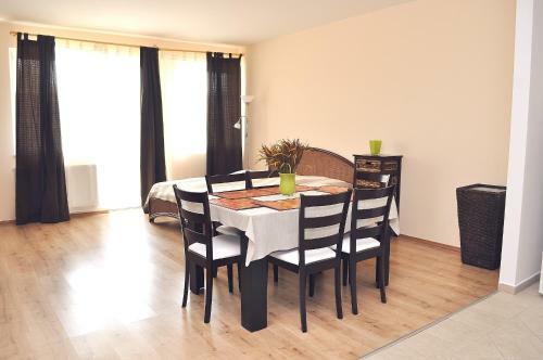 Tisza Palota Apartmanok