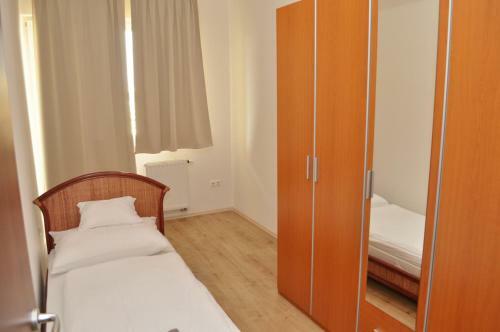 Tisza Palota Apartmanok