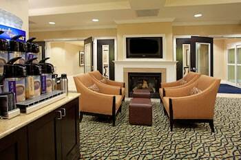 Hotel Holiday Inn Express And Suites Newberry