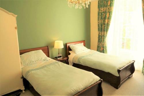 Bed And Breakfast Allt Y Rheini