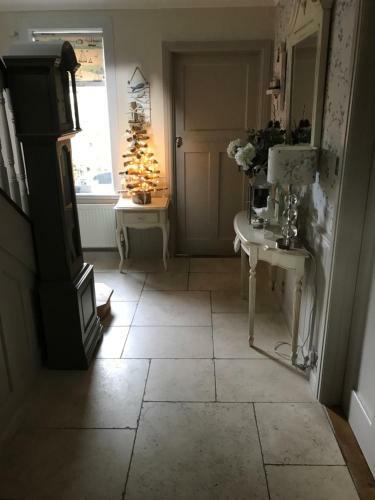 Downsfield Bed And Breakfast