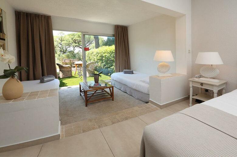 Hotel H�tel Font Mourier