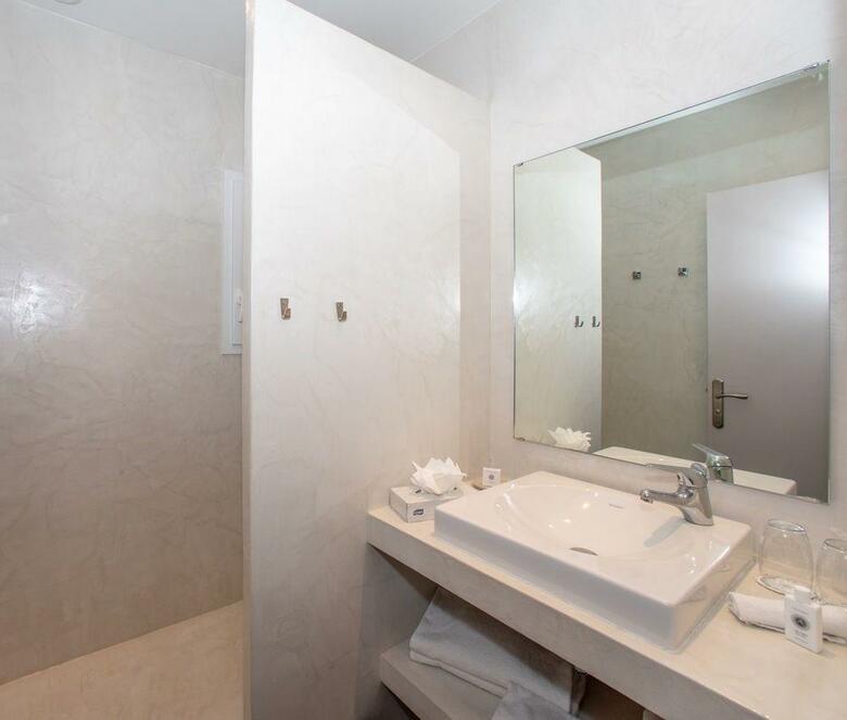Hotel H�tel Font Mourier