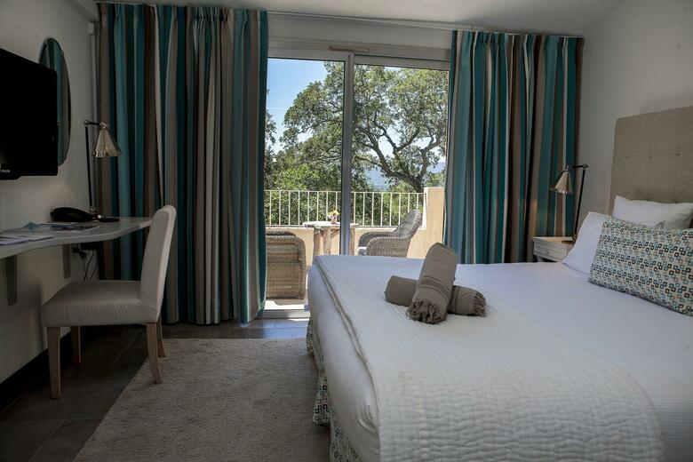 Hotel H�tel Font Mourier