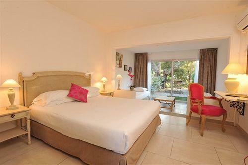 Hotel H�tel Font Mourier