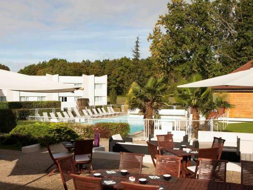 Hotel Novotel Fontainebleau Ury