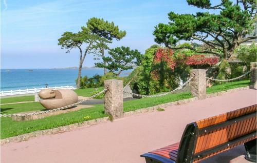 Holiday Home Rue De Kervoalan