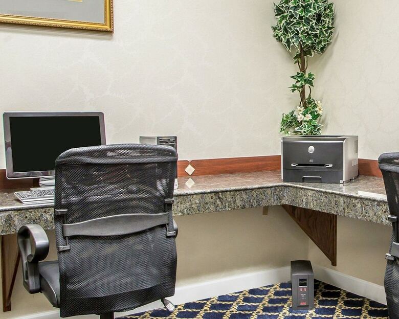Hotel Comfort Suites - Jefferson City