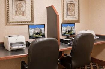 Hotel Staybridge Suites Columbus-dublin